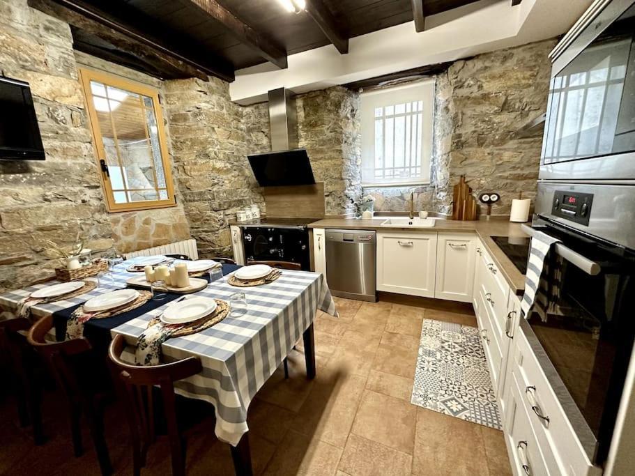 Villa Casa Arturo Triacastela Esterno foto